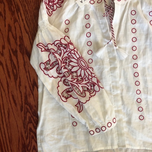 Anthropology Embroidered Beautiful Linen Blouse XS - Picture 4 of 8